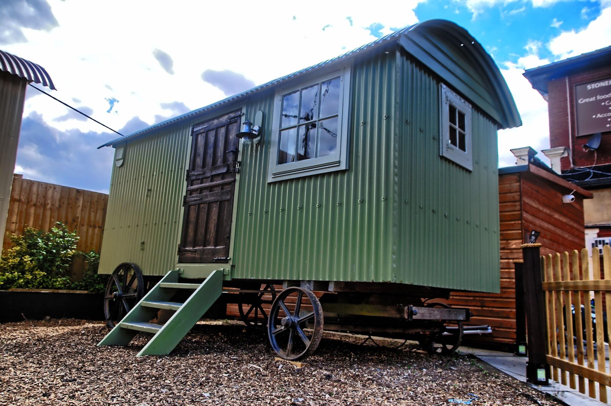 Stonehenge & Shepherd's Huts Bulford