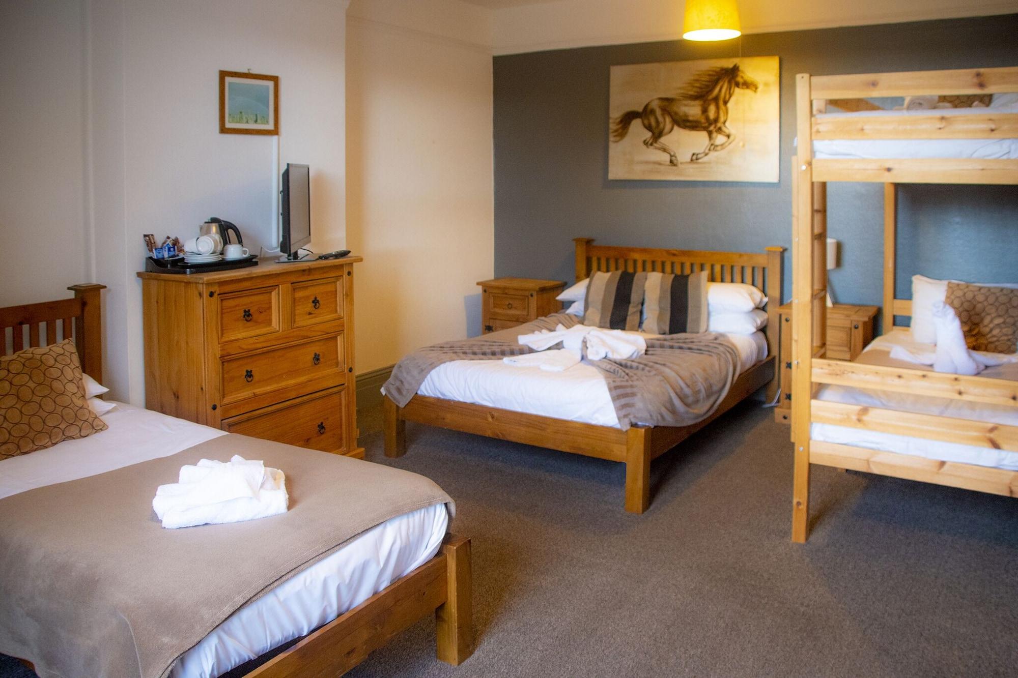 Stonehenge & Shepherd's Huts Estalagem 3*