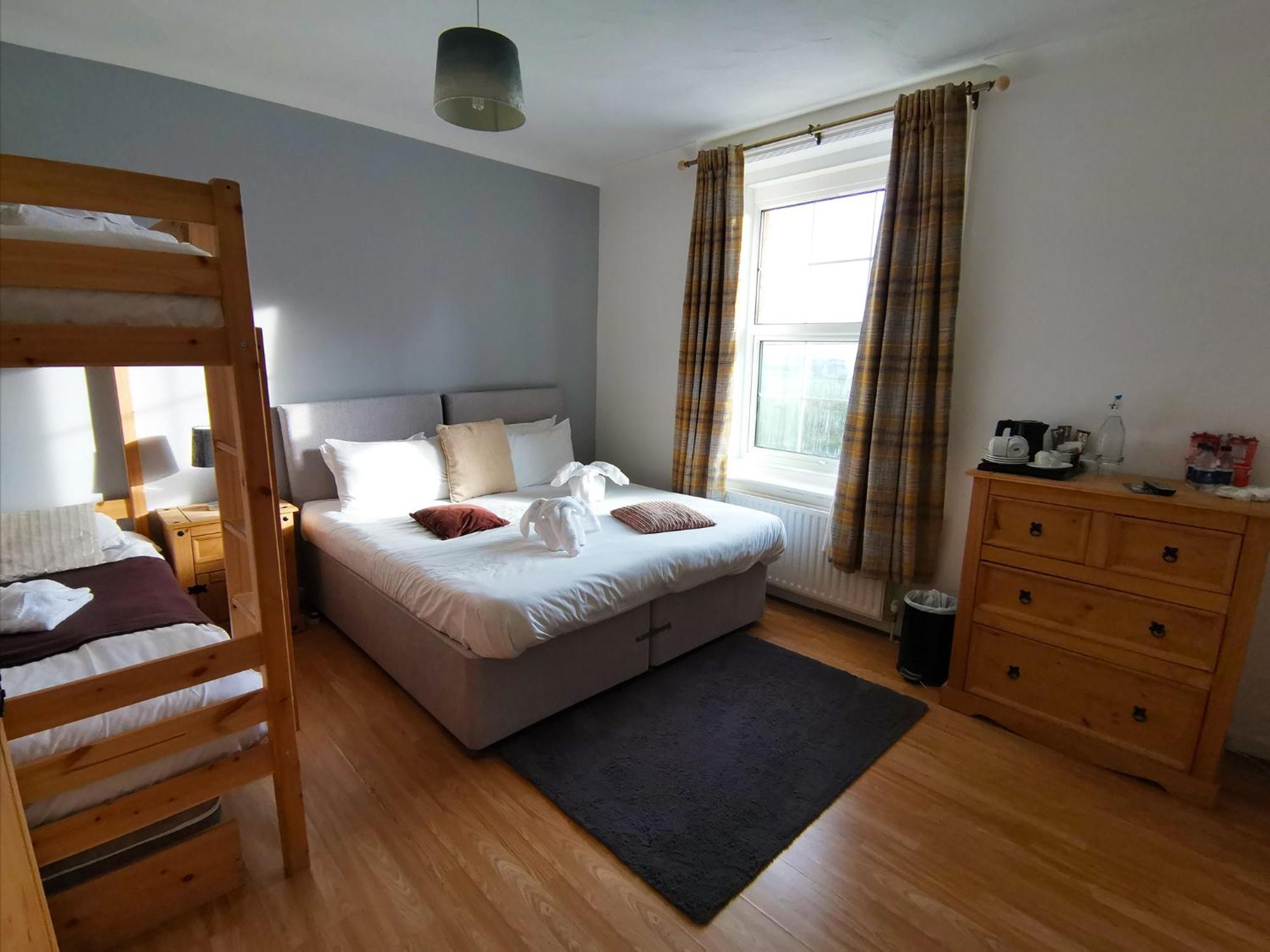 Stonehenge & Shepherd's Huts Estalagem 3*