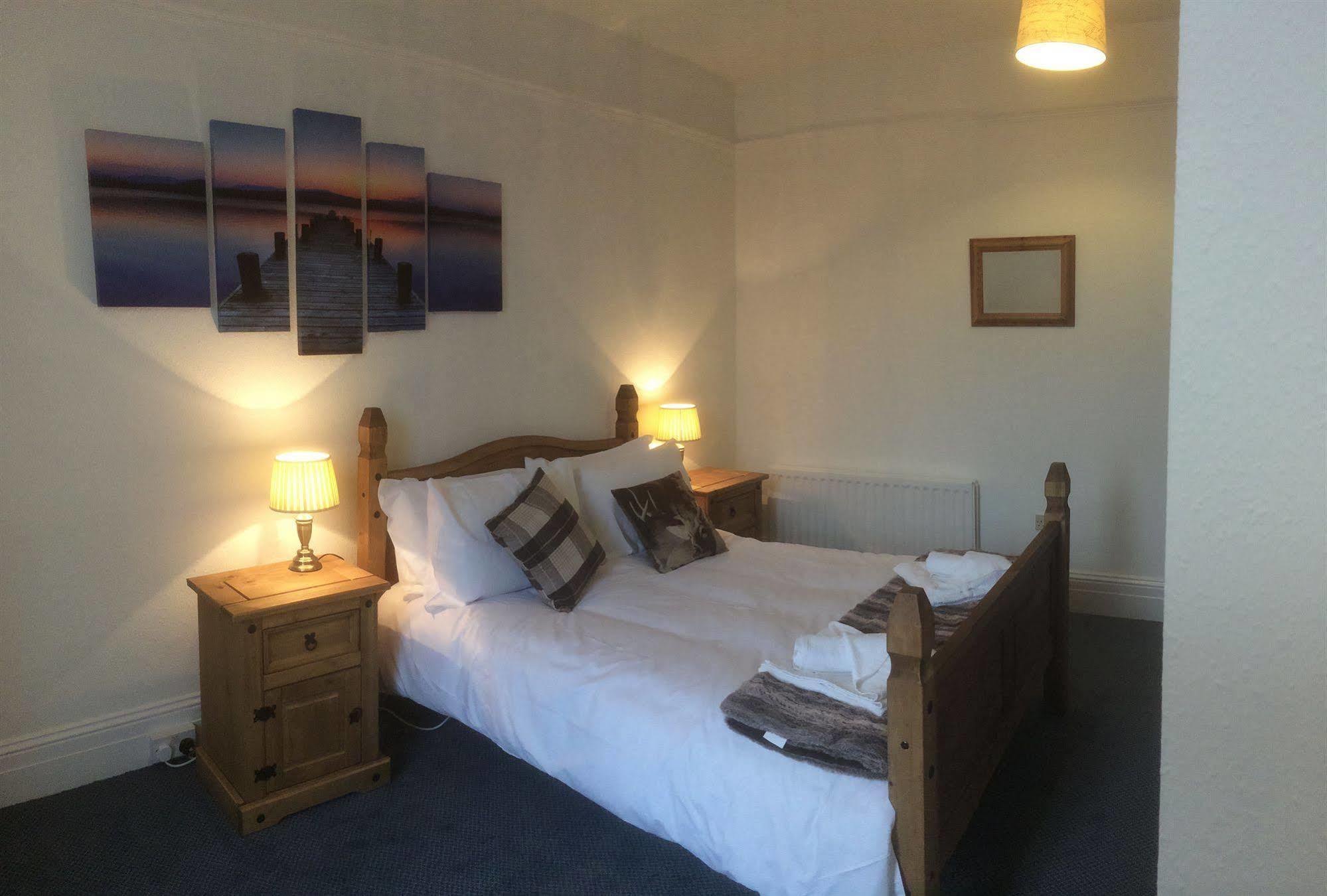 Estalagem Stonehenge & Shepherd's Huts 3*